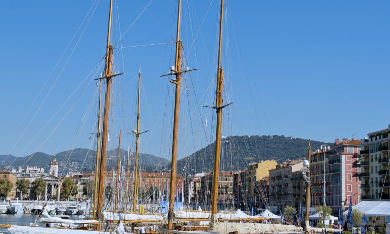 Nice_Harbour